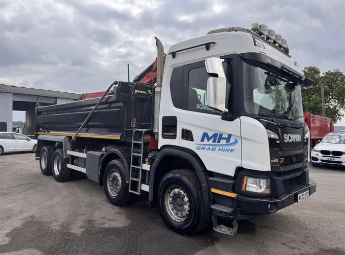 MH Grab Hire lorry ready for muck away